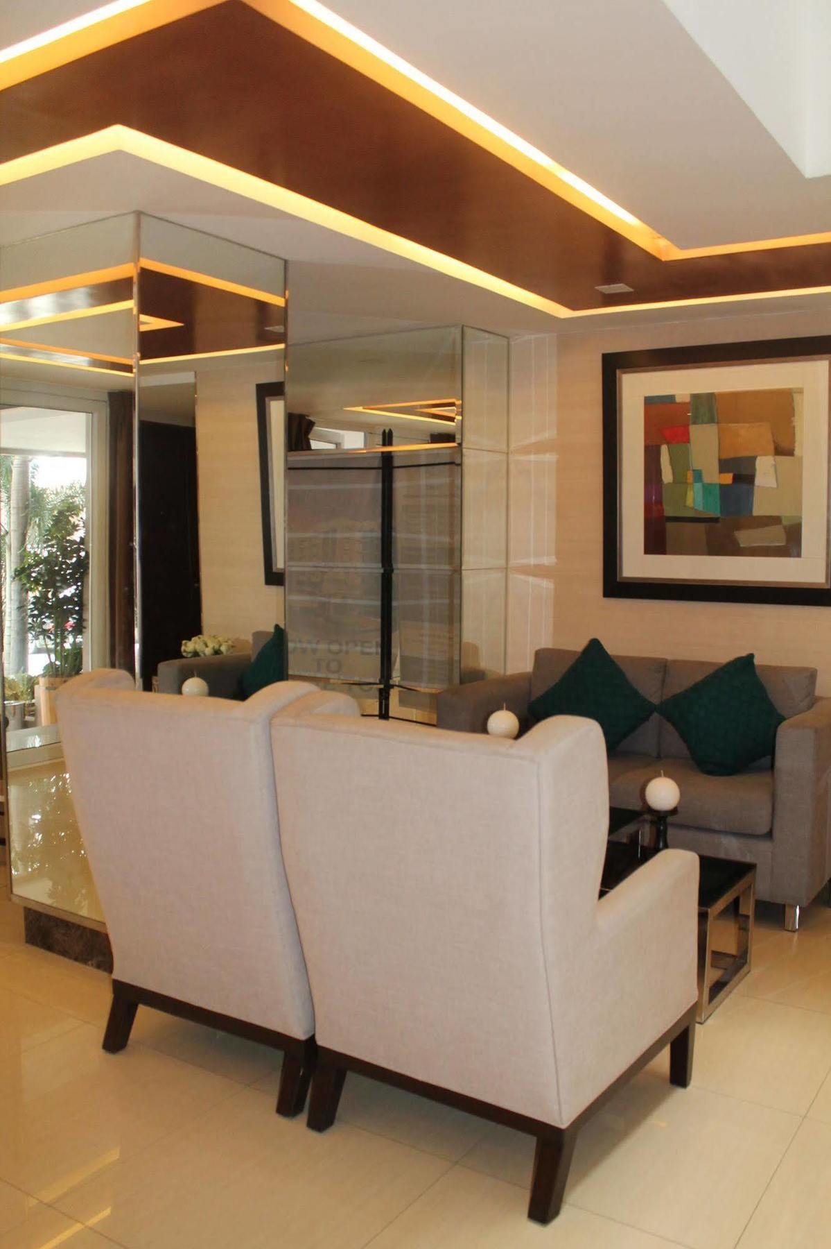 Stradella Hotel Pasig City Buitenkant foto